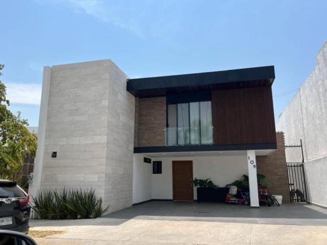 Casa en Porta Fontana
