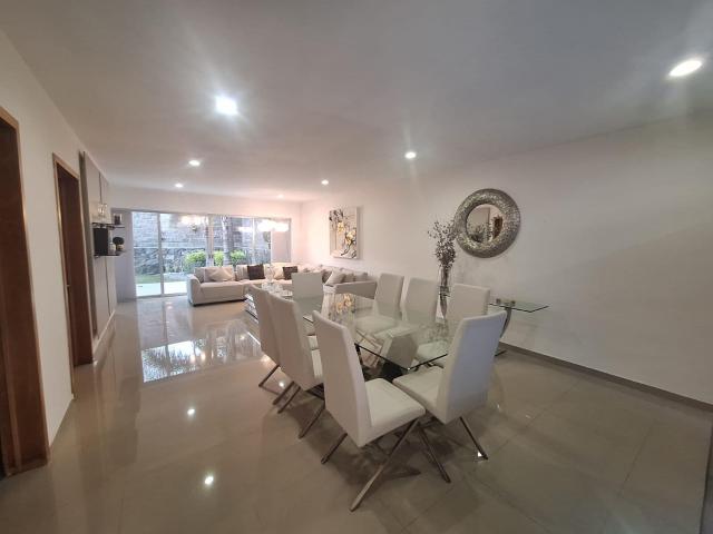 Casa en Porta Fontana con 4 Rec?maras, una de ellas en Planta Baja