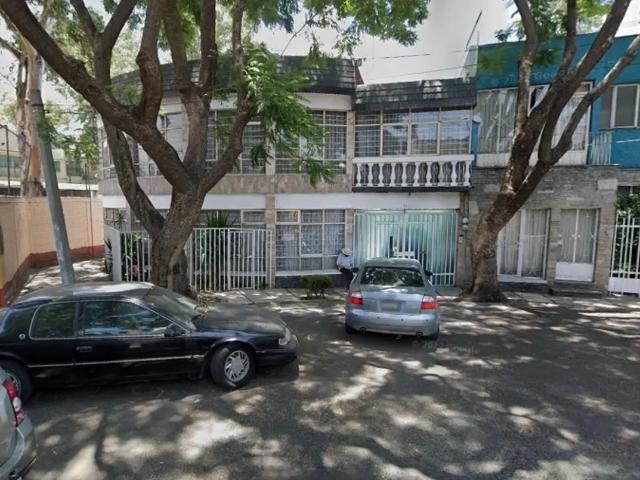 CASA EN VENTA EN PRADO CHURUBUSCO