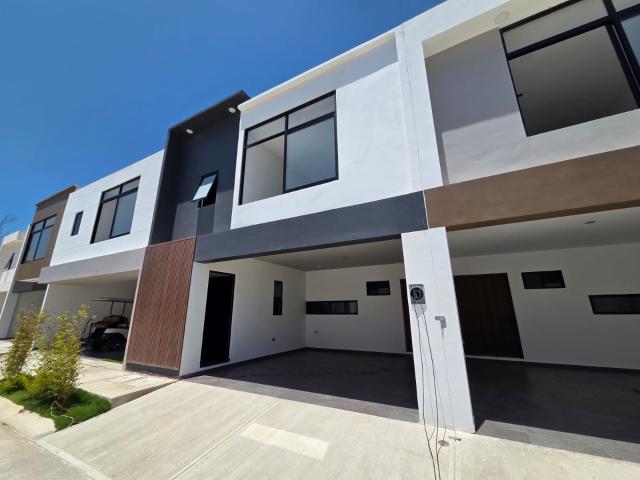CASA EN PREVENTA | Andares Miramar 190