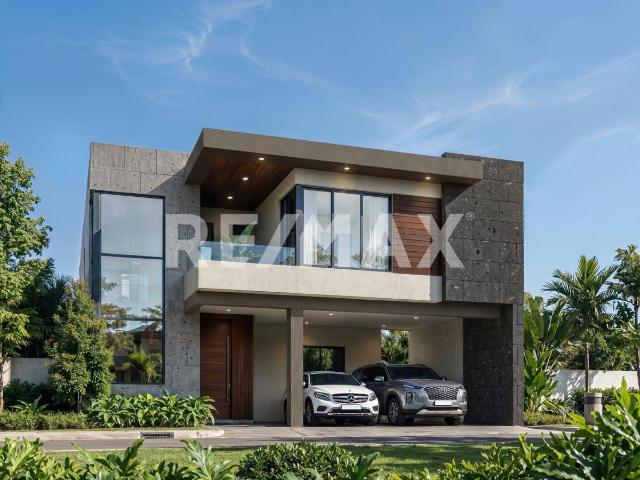 CASA EN PREVENTA