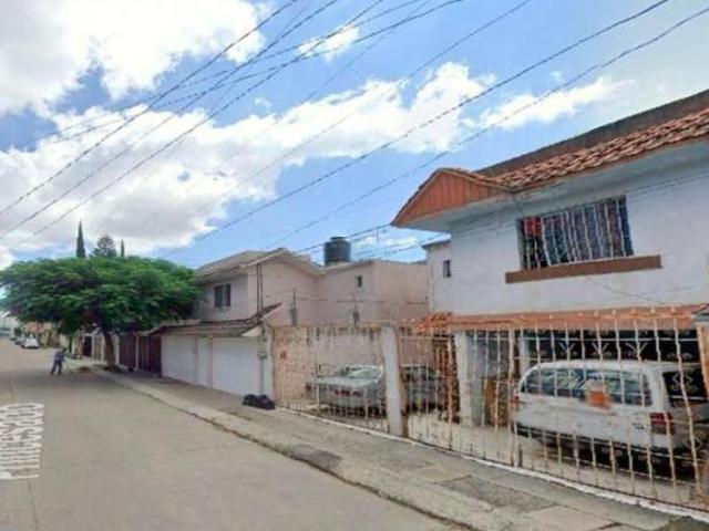 Casa en Princesado 120, Real Providencia, León, Guanajuato, NO SE ACEPTAN CREDITOS