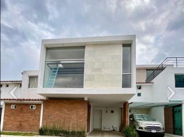 Casa en Priv. Rancho Independencia. Sta Ma. Totoltepec