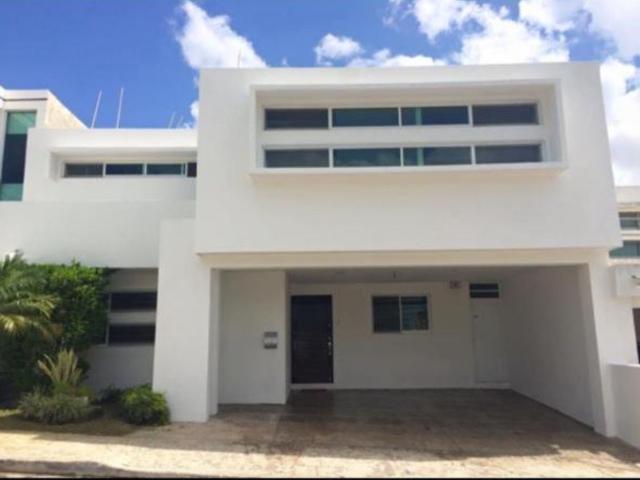 Casa en privada