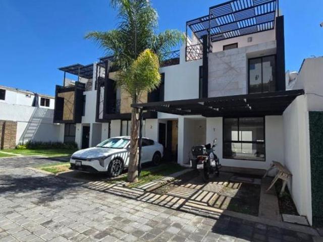 Venta Casa en Privada Exclusiva de 7 Casas en Cuautlancingo