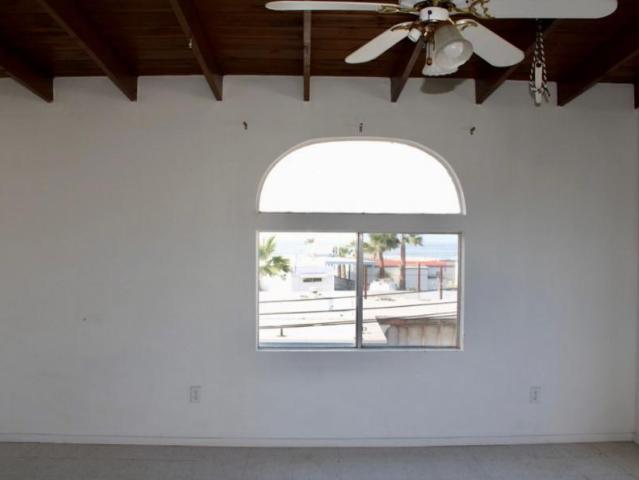 CASA EN PRIVADA FRENTE AL MAR 2 RECAMARAS 2 BAÑOS