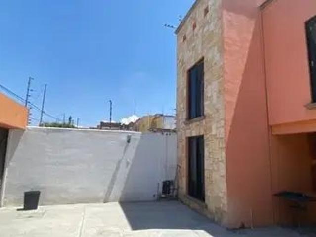 Casa en Privada Fundación, Jardines De La Victoria, Loretito, Silao, Silao ciudad, Silao De La Victoria, Guanajuato, 36110, México