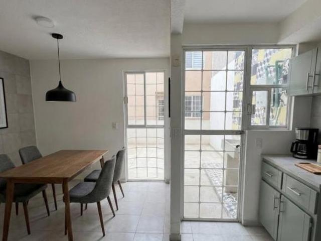 Casa en Privada Isla del Rey, Fracc. Las Américas, Ecatepec de Morelos, Estado de México