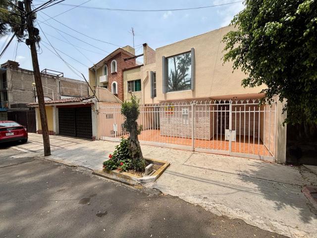 Casa en VENTA LOMAS ESTRELLA 1ra secci?n