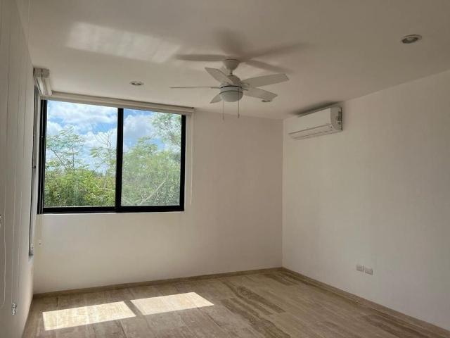 CASA EN PRIVADA NAVITA