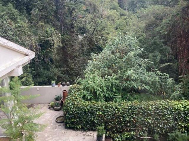 CASA EN PRIVADA SOBRE PASEO DE LA REFORMA
