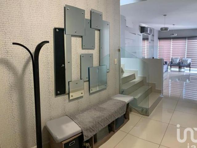 Casa en Privadas del Canadá