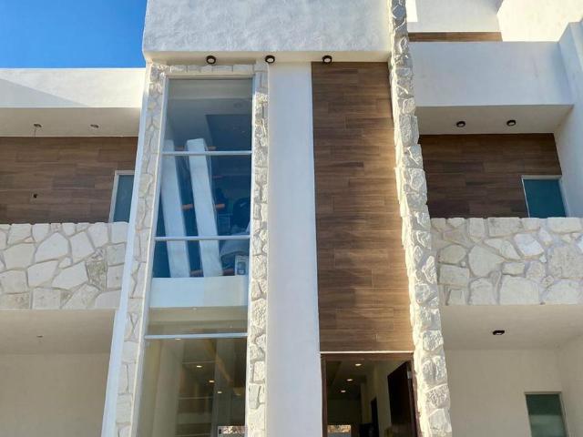 Casa en Rancho Menchaca