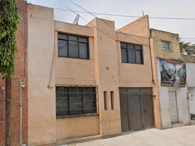 CASA EN RECUPERACION BANCARIA EN EX HIPODROMO DE PERALVILLO, OPORTUNIDAD! GAB