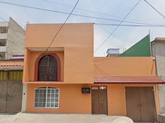 CASA EN VENTAS EN SAN MACARIO No. 39 PEDREGAL DE SANTA ÚRSULA, COYOACÁN CDMX. RT