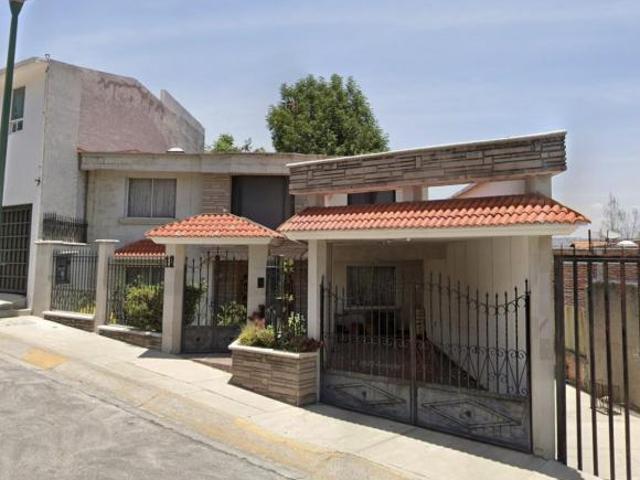 Casa en Remate ubicada en Las Arboledas, Atizapan