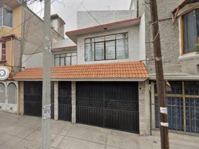 CASA EN REMATE AVENIDA 499 SAN JUAN DE ARAGÓN VI SECCIÓN GUSTAVO A. MADERO CIUDAD DE MÉXICO