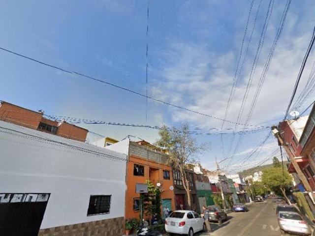 CASA EN REMATE BANCARAIO EN VASCO DE QUIROGA/GAM/CDMX