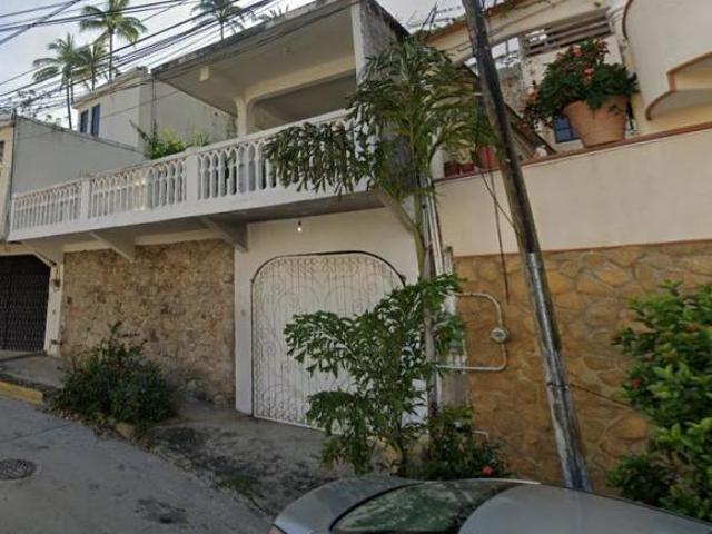 ENORME CASA EN ACAPULCO DE GRAN PLUSVALIA E INVERSIÓN INMOBILIARIA