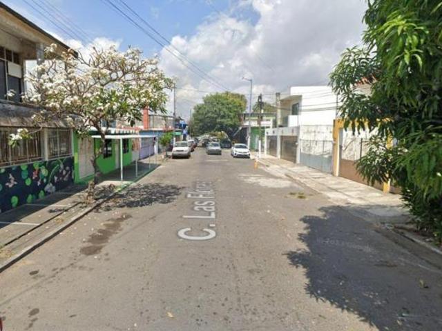 Casa en Remate Bancario calle las flores, Remes, Veracruz, Ver