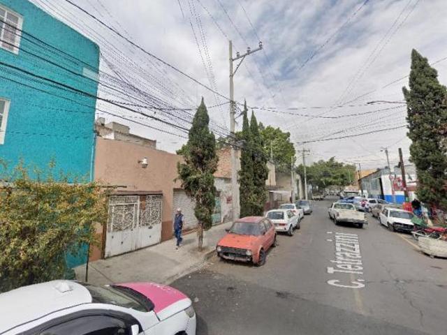 CASA EN REMATE BANCARIO EN COL INDUSTRIAL VALLEJO/GAM/CDMX
