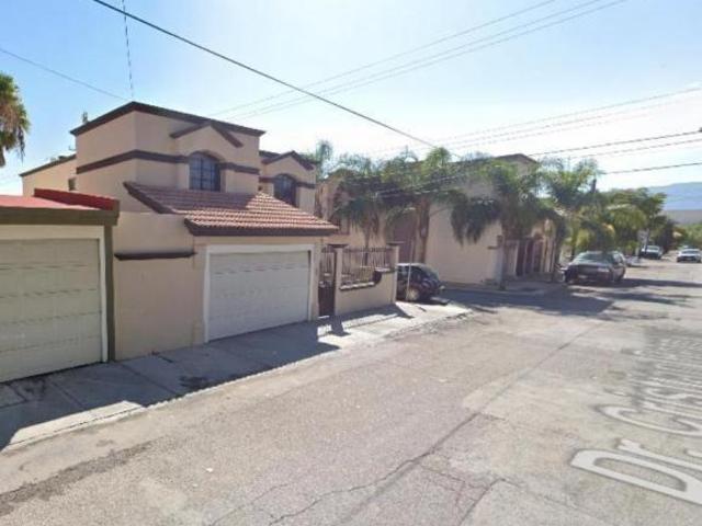 CASA EN REMATE BANCARIO EN FRACC ALPES NORTE EN SALTILLO COAHUILA