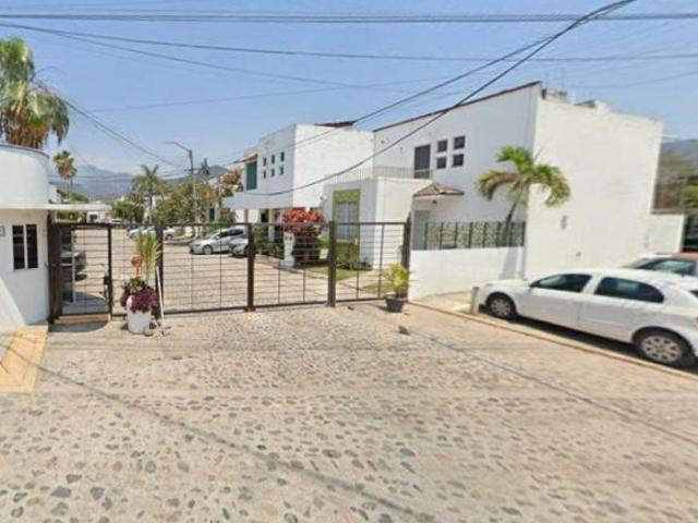 Casa en Remate Bancario, Paseo de La Ribera, Puerto Vallarta, Jal