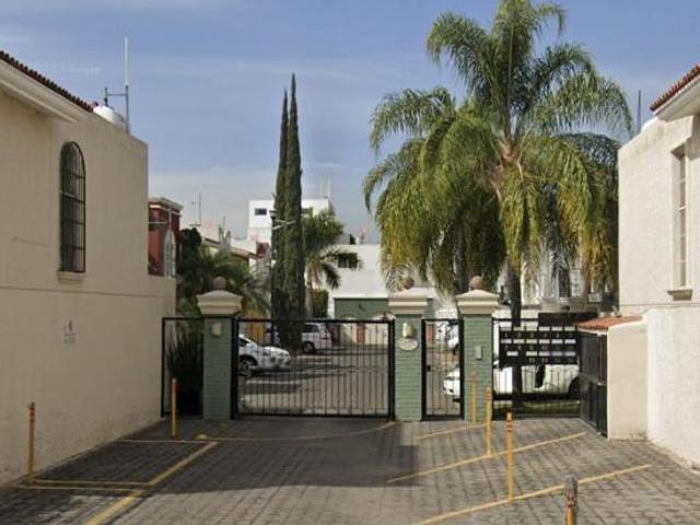 CASA EN REMATE BANCARIO RESIDENCIAL DEL VALLE ZAPOPAN JALISCO