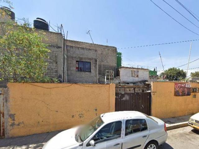 CASA EN REMATE CERRADA CUITLÁHUAC SAN LORENZO IZTAPALAPA CDMX !