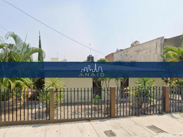 CASA EN REMATE EN XAMAIPAK TUXTLA GUTIÉRREZ CHIAPAS