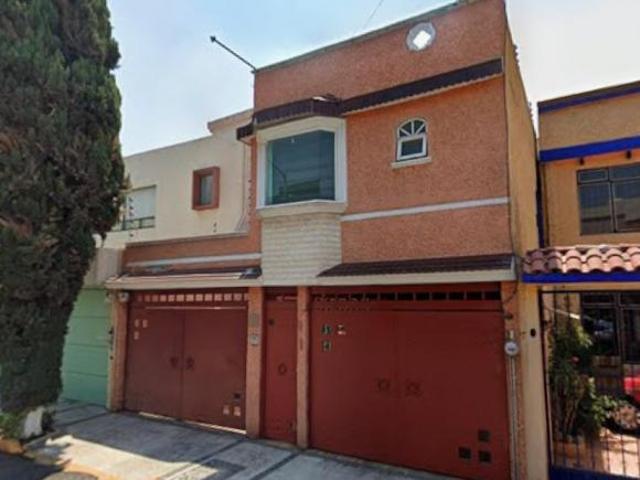 Casa en Remate en Acueducto de Guadalupe GUSTAVO A. MADERO