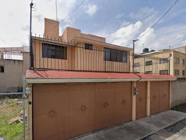 Casa en Remate en Amado Nervo XOCHIMILCO