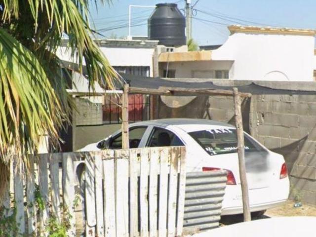EXCELENTE CASA EN REAMATE EN BARRIO SAN CARLOS, MONTERREY, N.L