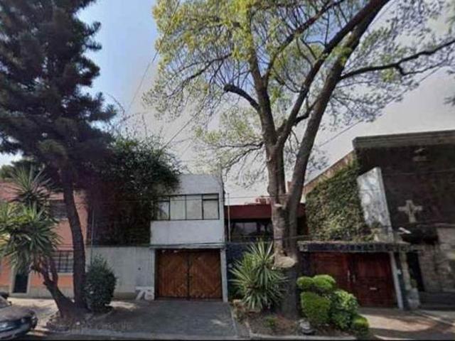 CASA EN REMATE EN COYOACAN
