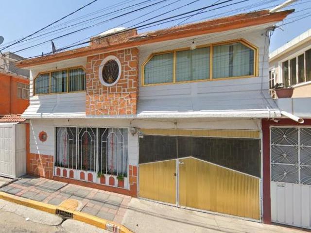 Casa en Remate en Ecatepec de Morelos