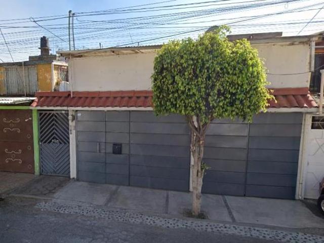 Casa en Remate en Ecatepec de Morelos