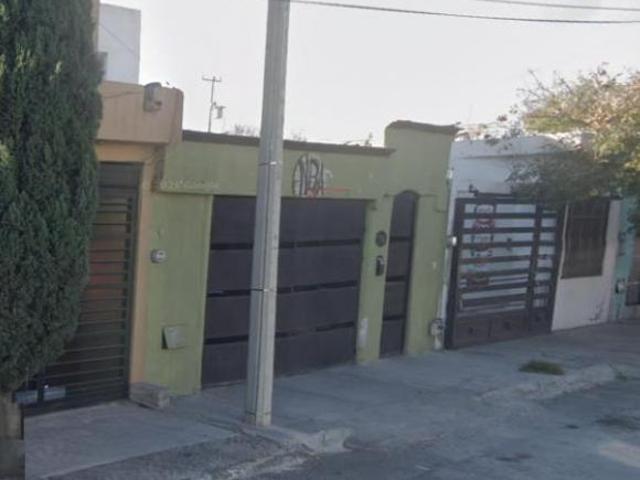 CASA EN REMATE EN LOMA LINDA, SALTILLO, COAHUILA