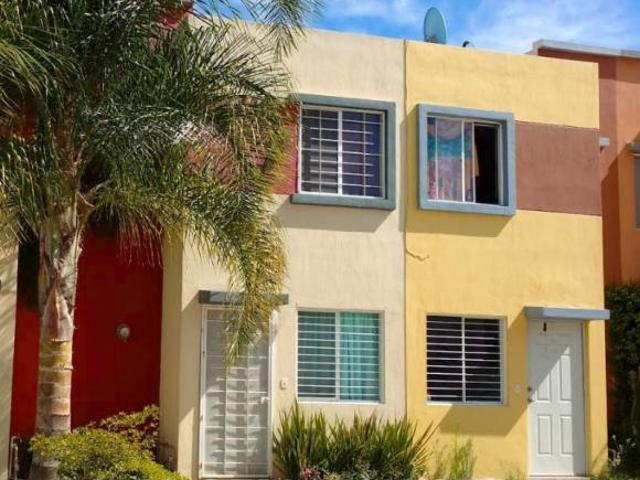 CASA EN REMATE HIPOTECARIO ZONA NORTE DE ZAPOPAN COTO HALIETO RESIDENCIAL IDEAL PARA INVERSION