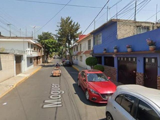 CASA EN REMATE HIPOTECARIO COLONIA CERRO DE LA ESTRELLA
