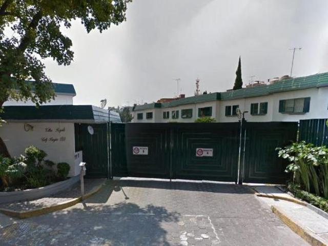 CASA EN REMATE HIPOTECARIO EN CONDOMINIO EN COAPA