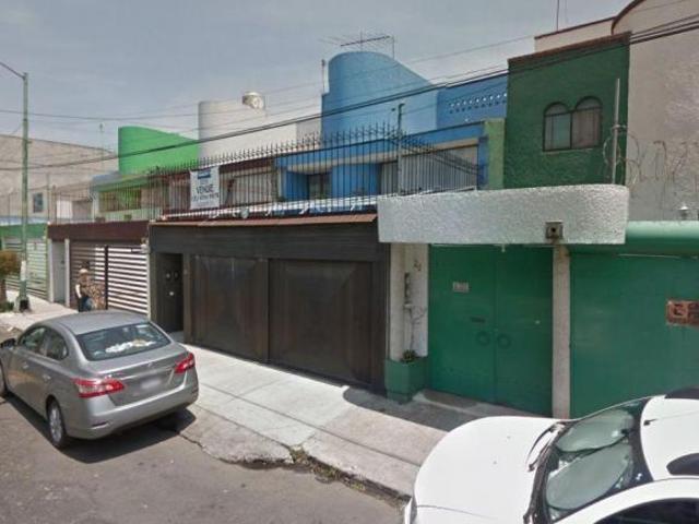 CASA EN REMATE HIPOTECARIO EN COAPA