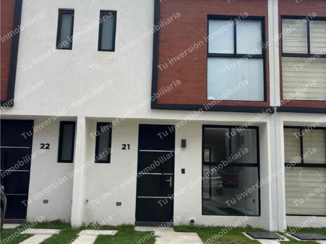 Casa en renta Madeiras Ii, Barrio Del Calvario, San Juan Cuautlancingo, Puebla, México