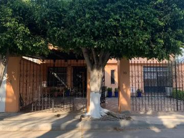 CASA EN RENTA. MANSIONES DEL VALLE. QRO. GRAN OPORTUNIDAD.
