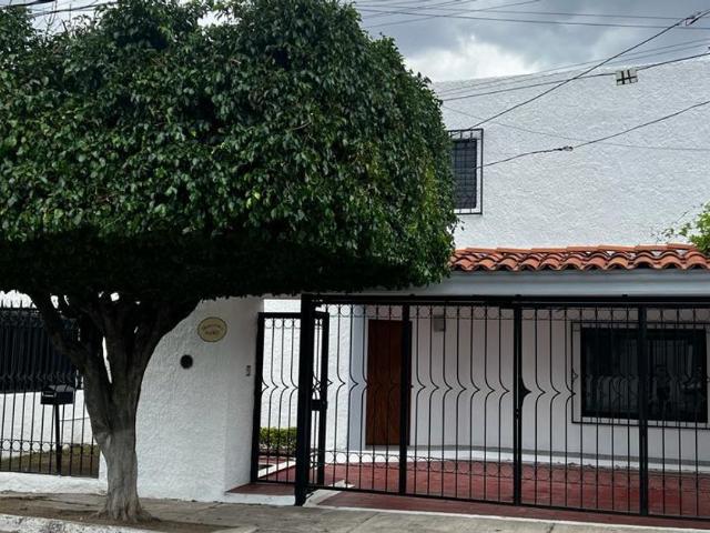 Casa en renta Mascarones, Jardines Del Country, Guadalajara, Jalisco, México