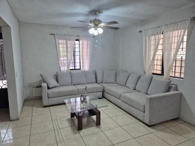 Casa en renta Márquez Del Risco, Las Brisas, Monterrey, Nuevo León, 64790, México