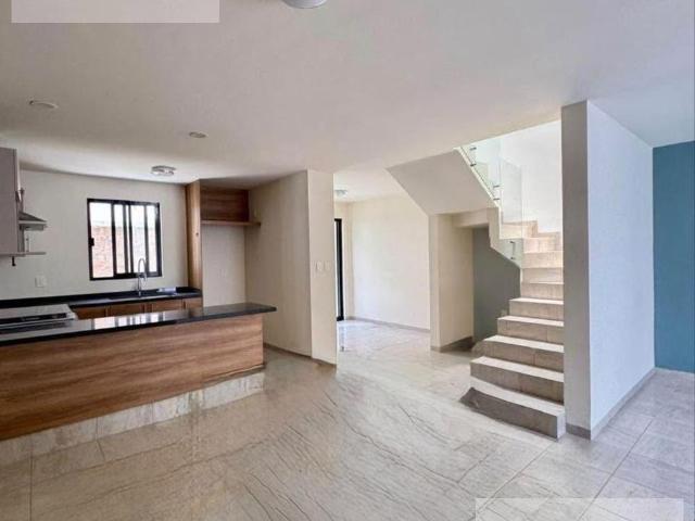 Casa en Renta Marroka Residencial sobre Eje Metropolitano Sur
