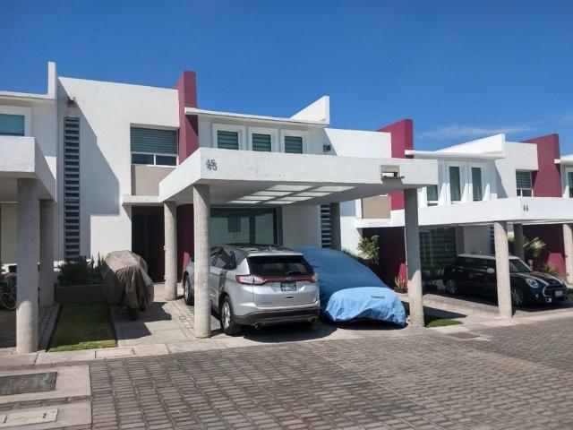 Casa en renta Metepec zacango, Santa María Magdalena Ocotitlan, Metepec, Estado De México, 52161, México