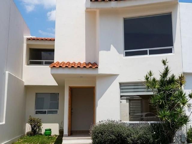 Casa en renta Milenio 3, Delegación Cayetano Rubio, Santiago De Querétaro, Municipio De Querétaro, Querétaro, 76060, México