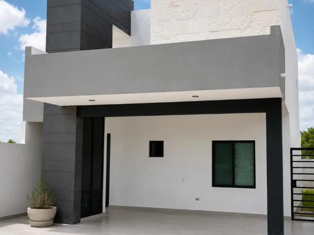 Casa en Renta! Misiones V, Saltillo | Frente Al Parque / Al Norte / Fracc Privado