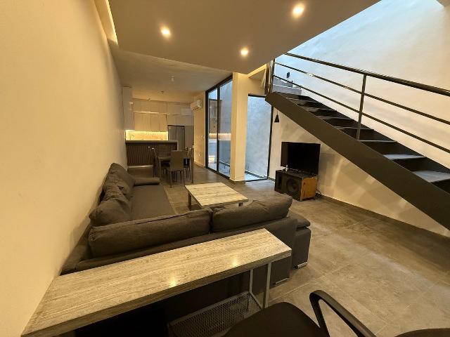 Casa en renta NUEVA – Centro de Monterrey